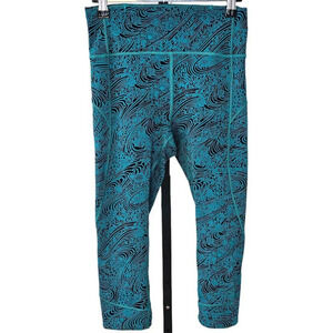 Lululemon In Movement Crop *Everlux 19"  Kitakami Spirit Green Black Size 6